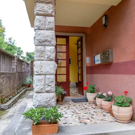 아파트 Alenka 오파티아